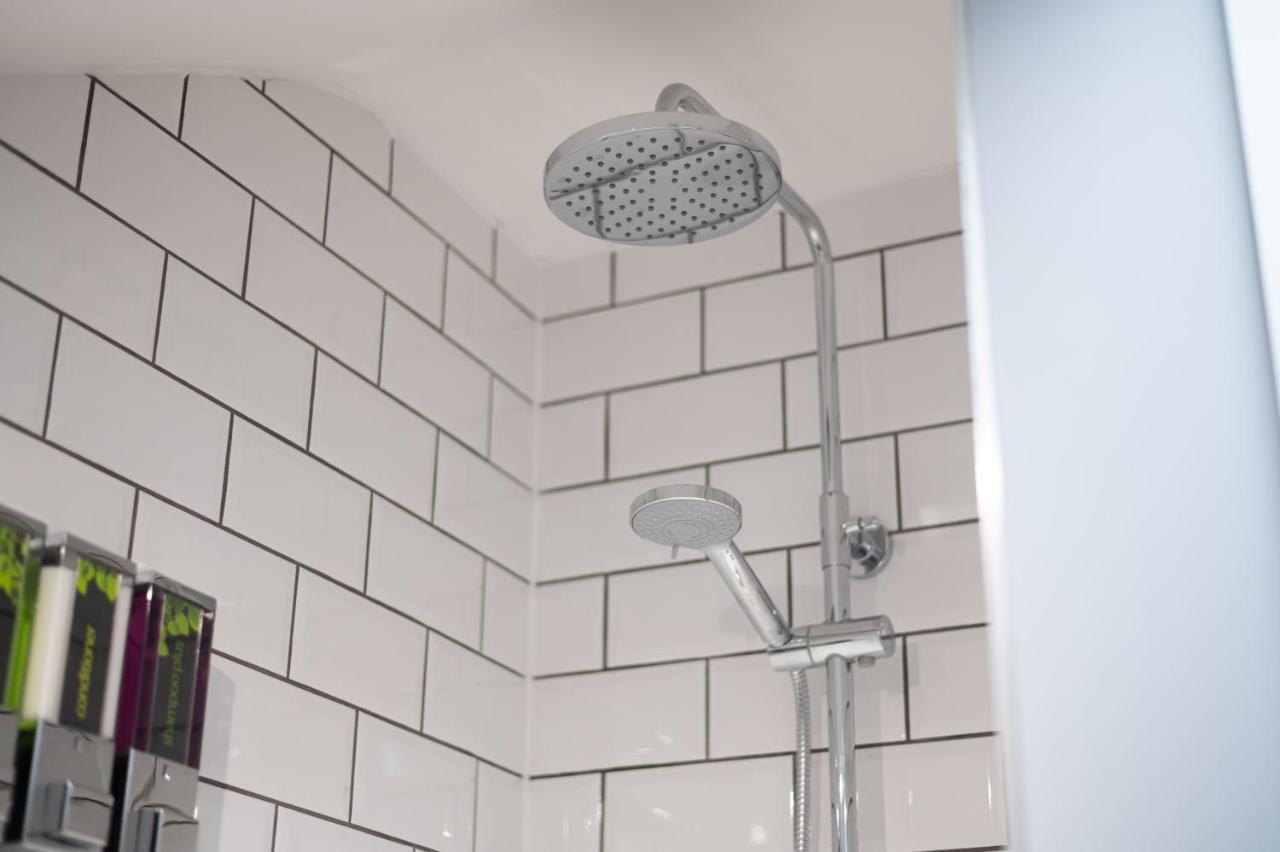 3Rm Flat, Smart Tv'S, Close To All Amenities Llanelli Exteriér fotografie
