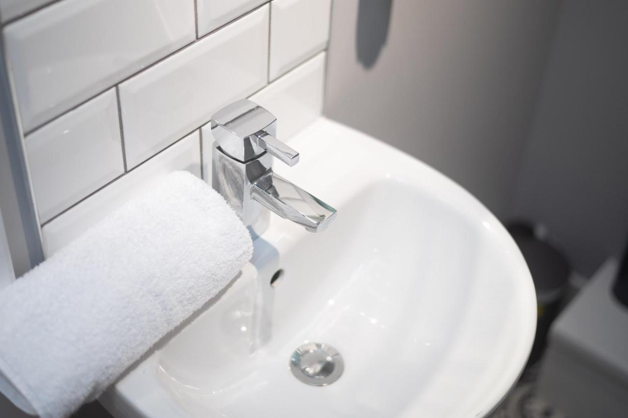 3Rm Flat, Smart Tv'S, Close To All Amenities Llanelli Exteriér fotografie